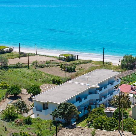Aridas At The Beach Lourdata  Exterior photo