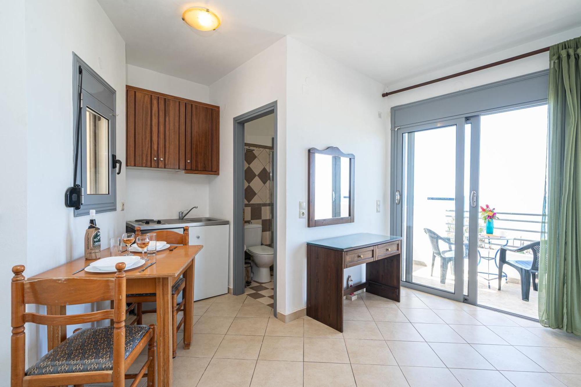Aridas At The Beach Lourdata  Exterior photo