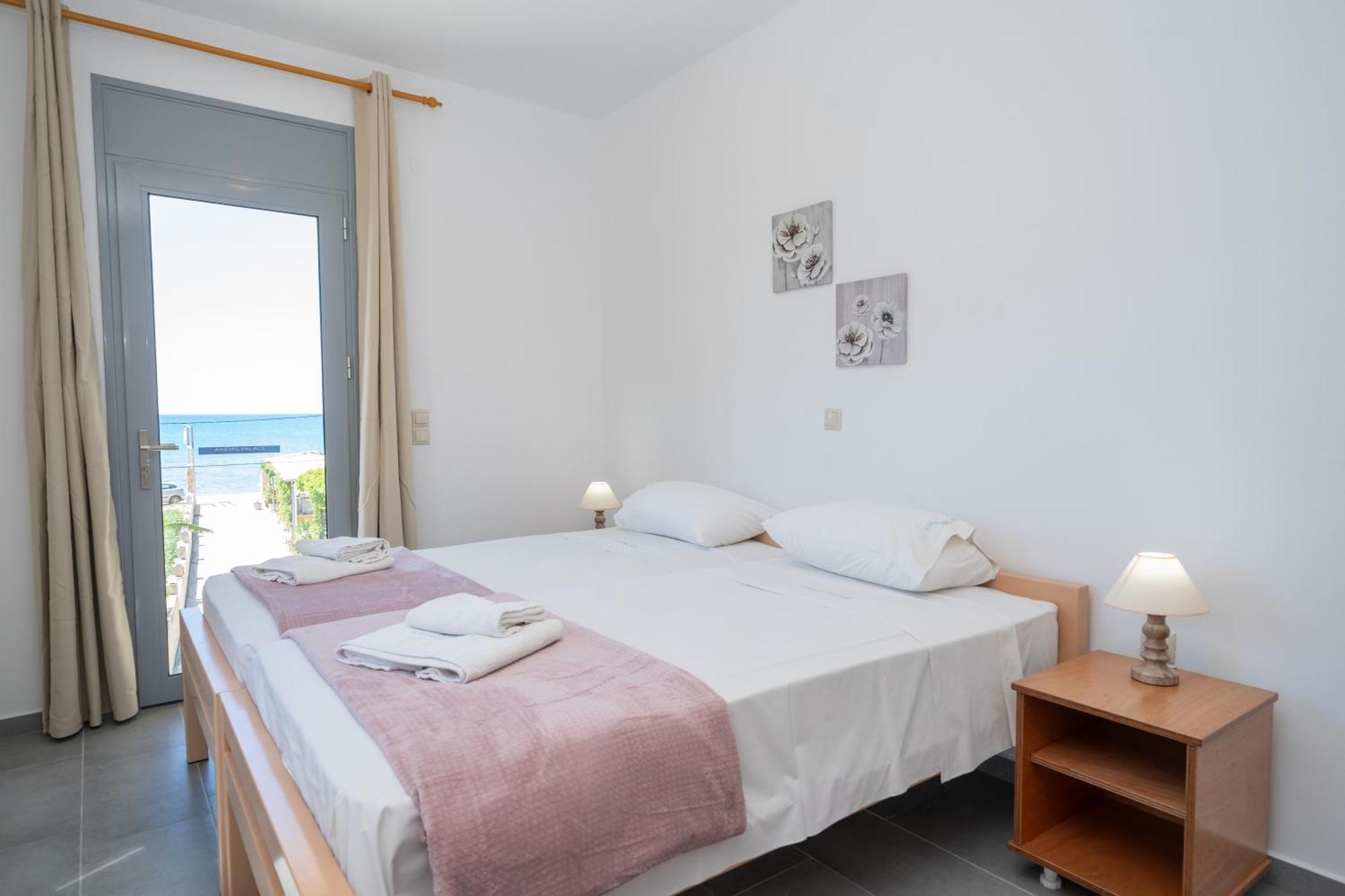 Aridas At The Beach Lourdata  Exterior photo