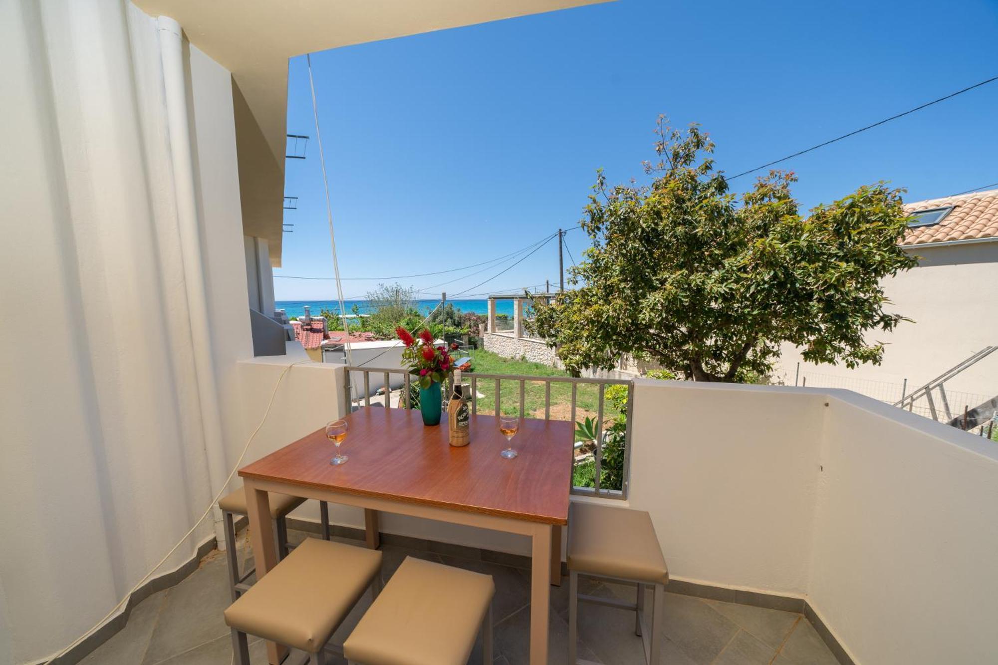 Aridas At The Beach Lourdata  Exterior photo